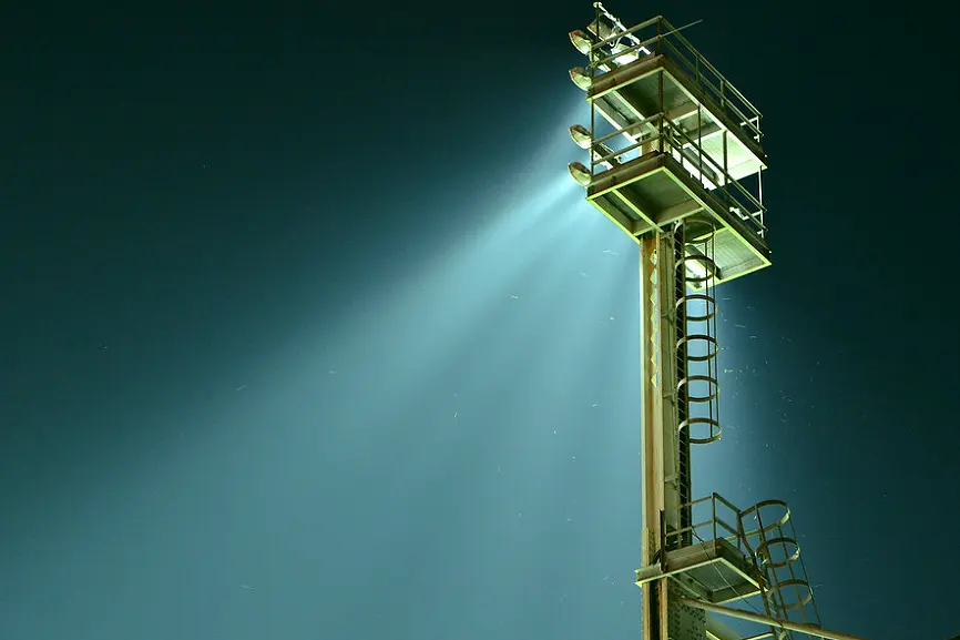 保级队的赛季管理：先定能赢的比赛，再谈表现·更衣室口述
